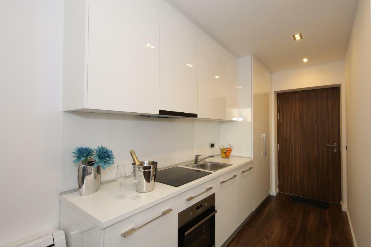 Junior Suite with Private Pool,850846793:JPEG